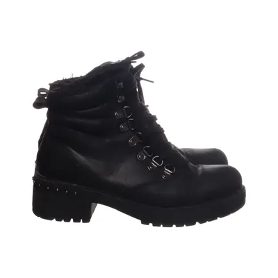 Laced boots (Black) from Lusso