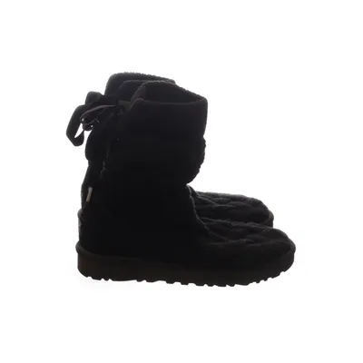 Stövlar (1016556 Isla Cable Knit Weave Lace) från UGG