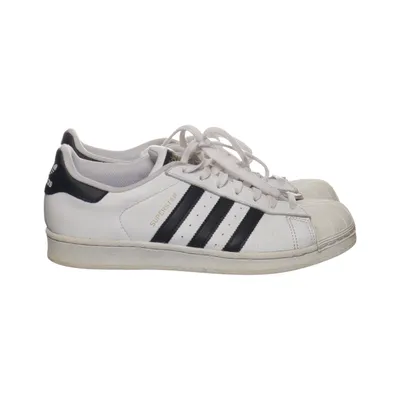 Sneakers (Superstar) from Adidas