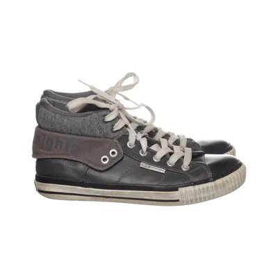 Sneakers (Gray) from British Knights