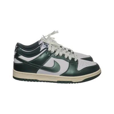 Sneakers (Dunk Low) från Nike