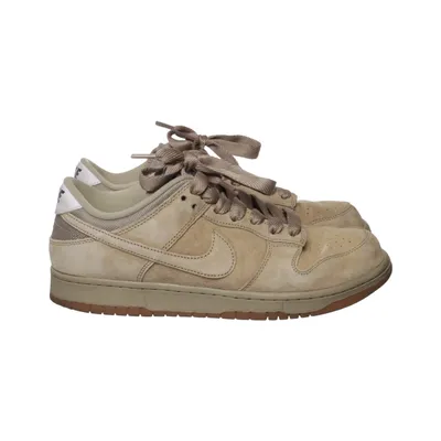 Sneakers (Dunk Low) från Nike SB Skinn