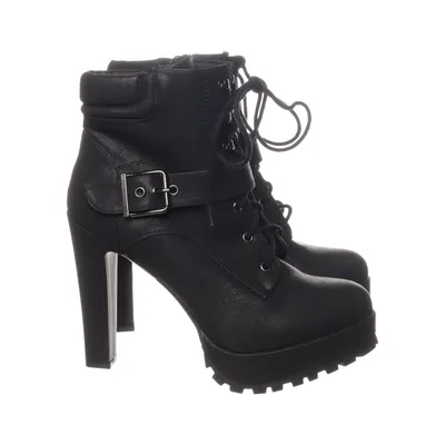 Stövletter (Arlene) från JustFab