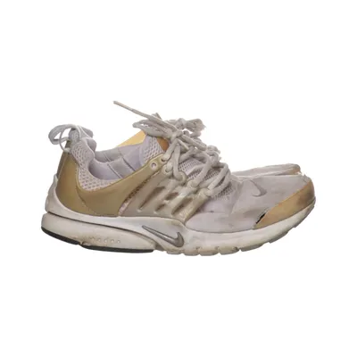 Trainers (Beige) from Nike