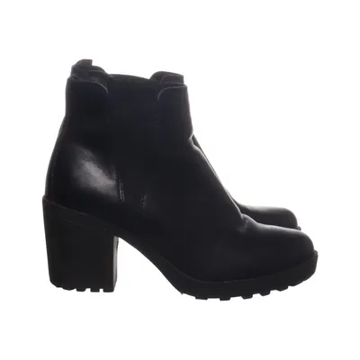 Chelsea boots (Black) from Anna Field