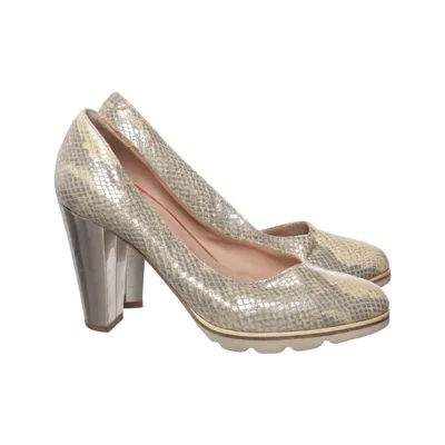 Pumps (Beige, Gray, Multicolored) from Voltan