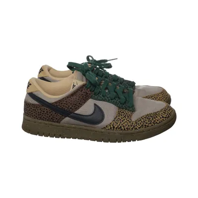 Sneakers (Dunk Low "Safari Golden Moss") från Nike
