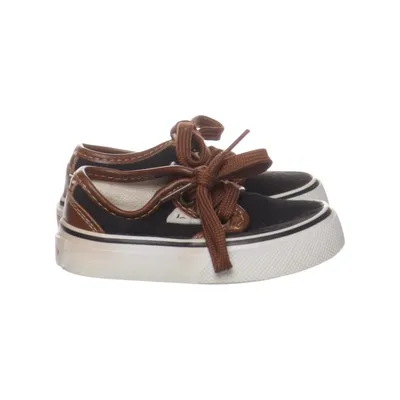 Canvas shoes (Black, Brown, White) from Vans