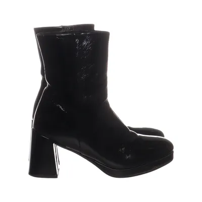 Heeled boots (Black) from P.lab