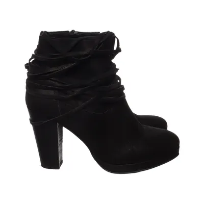 Bottes à talons (Noir) de Lazamani Cuir