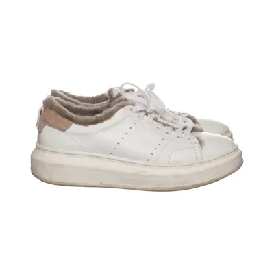 Baskets (Blanc) de Stokton