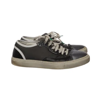 Baskets (Noir, Gris) de Floris Van Bommel Cuir