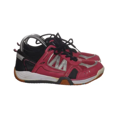 Baskets (Rose, Noir, Argent) de Panther