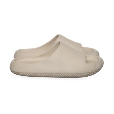 Slip-ins (Beige) van Bershka