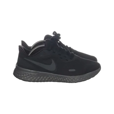 Løbesko (Revolution) fra Nike