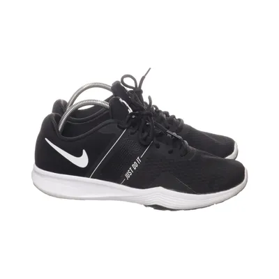 Trainers (City Trainer 2) from Nike Training