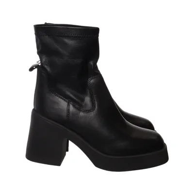 Heeled boots (Black) from Sacha Leather
