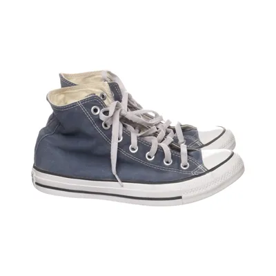Canvas shoes (Chuck Taylor) from Converse
