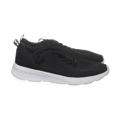 Trainers (Black, White) from Vty