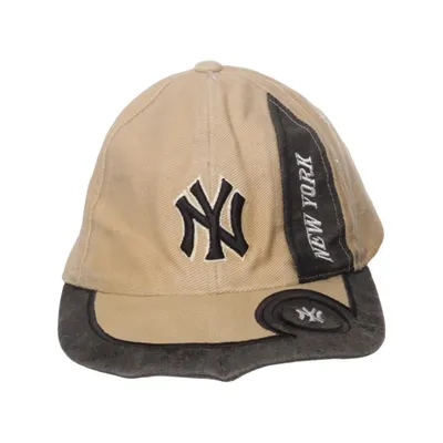 Baseball cap (Beige, Black) from New Era