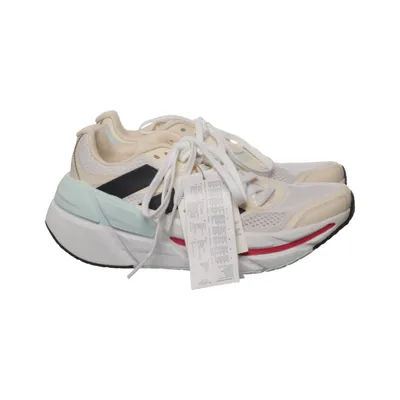 Trainingsschuhe (Retropy E5) von Adidas