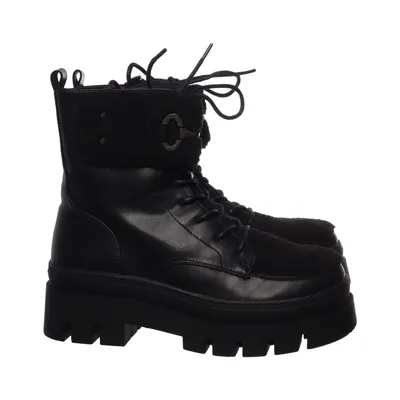 Schnürstiefel (Schwarz) von Lucky Shoes