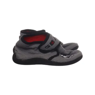 Slippers (Gray, Black, White) from Happy Cow