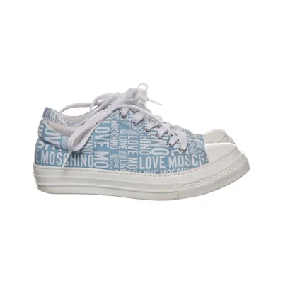 Canvas shoes (Blue, White) from Love Moschino