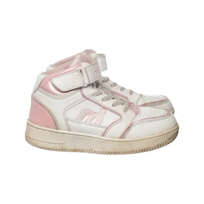 Basketball shoes (White, Pink) from Mistral