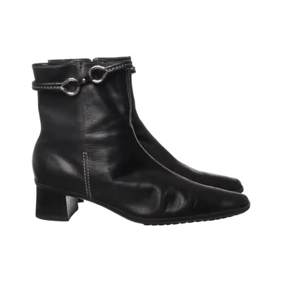 Heeled boots (Black) from Salamander Leather
