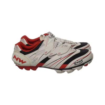 Bicycle shoes (White, Black, Red) from Northwave