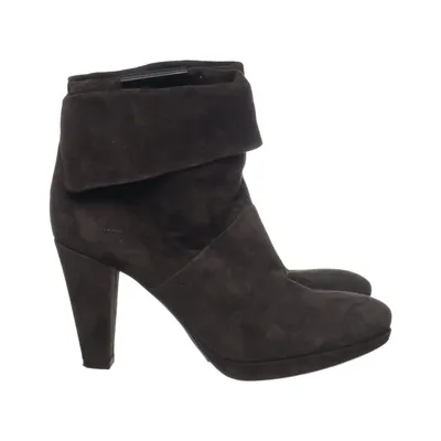 Heeled boots (Brown) from Ralph Harrison
