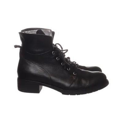 Laced boots (Halfhoog ) from Durea Leather