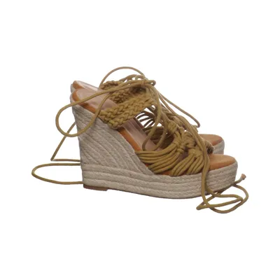Wedges (Beige) from Marquiiz