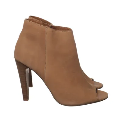 Bottes à talons (Beige) de Manfield Cuir