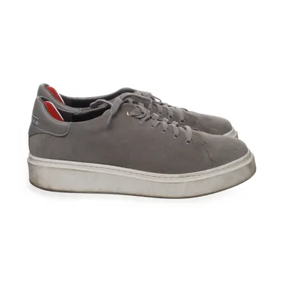 Sneakers (Gray) from Paul Vesterbro