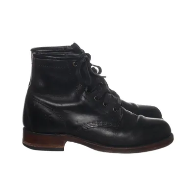 Laced boots (Black) from Frye