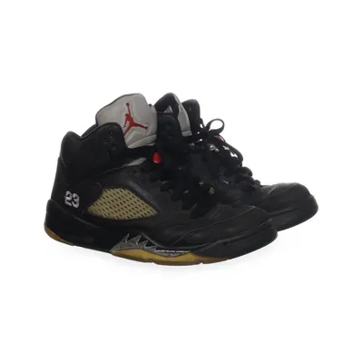 Chaussures de basketball (5 Retro "Metallic Silver") de Nike Air Jordan