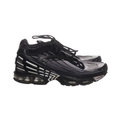 Trainingsschuhe (Schwarz, Grau) von Nike Air Max