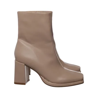 Laarzen met hak (Beige) van Truffle Collection Imitatieleer