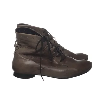 Laced boots (Brown) from Think!