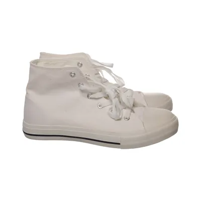 Canvas shoes (White) from Oyanda
