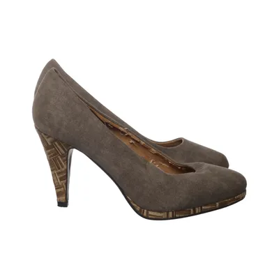 Pumps (Gray) from Sun & Shadow