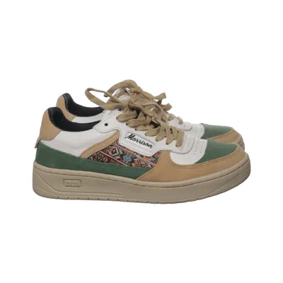 Sneakers (Zeta) from Morrison