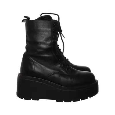 Laced boots (Black) from Inuovo Leather