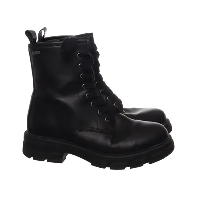 Laced boots (Black) from Via della Rosa