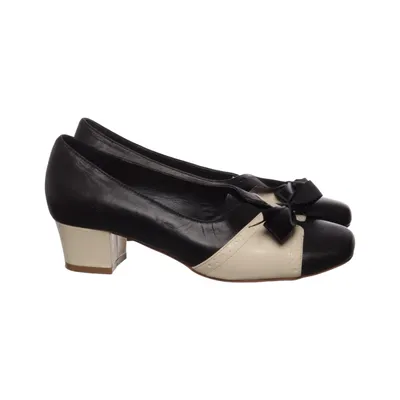 Ballet flats (Black, White) from Shellys Leather