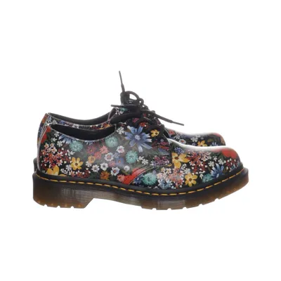Derbyskor (1461) från Dr. Martens