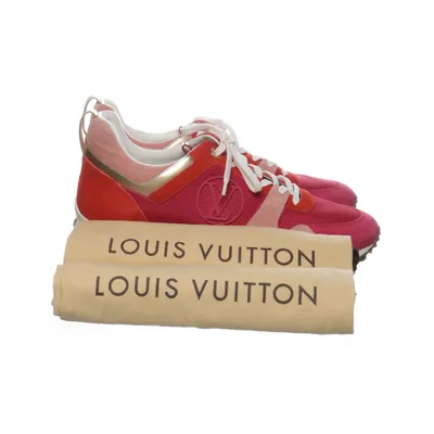 Trainingsschoenen (Run Away Sneaker) van Louis Vuitton Leer, Suède