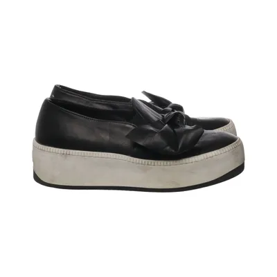 Slip-ons (Svart) från GKM